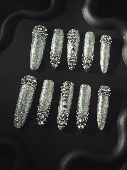 Silver Moonlight Handmade  Almond  Nails OM1192 - NoirNail