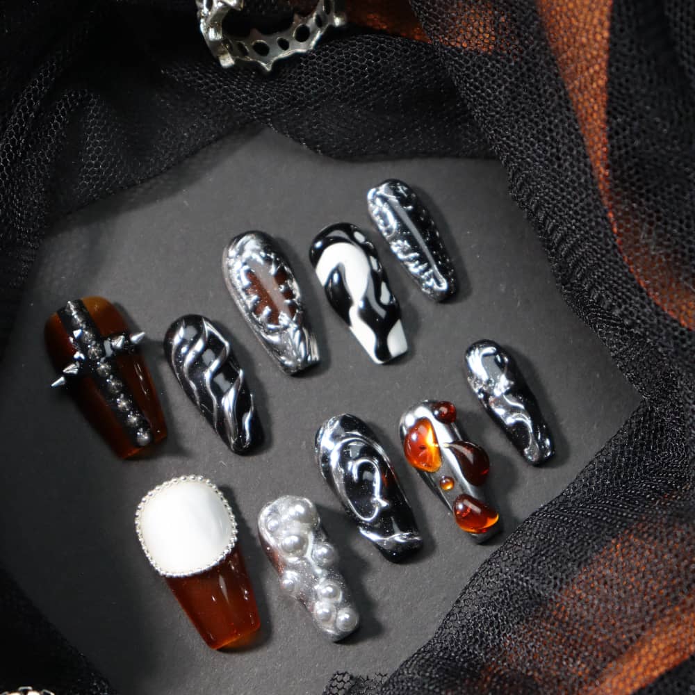 Maillard Vintage Amber Coffin Handmade Press On Nails A791