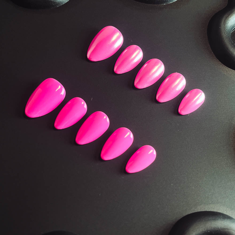 Barbie Pink Solid Color 100% Handmade Almond Press-ons Nail CS1001 - NoirNail