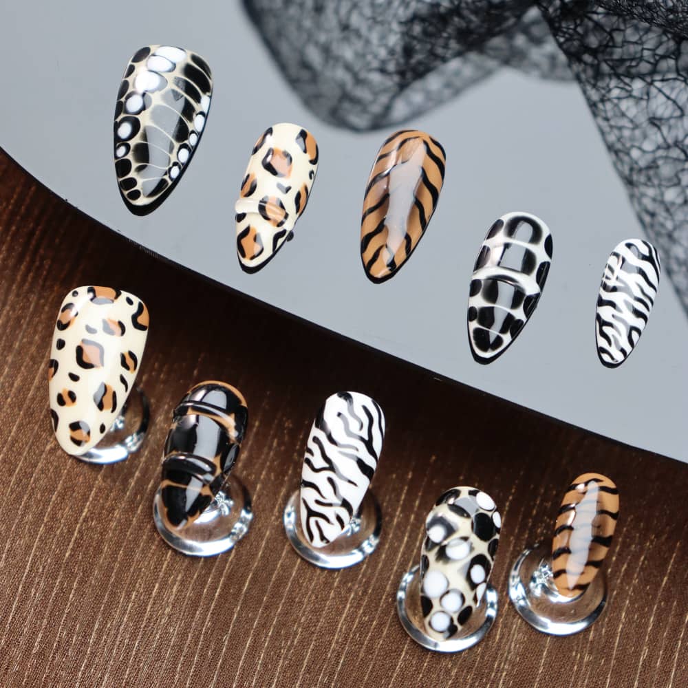 Maillard Animal Pattern Handmade Almond Press On Nails A1168