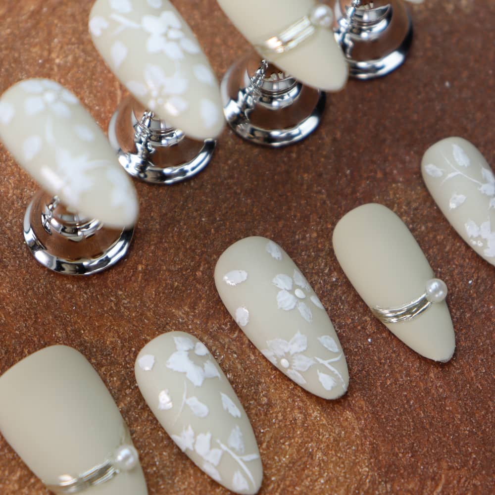 Happy Wedding To You Handmade Almond Press On Nails A610