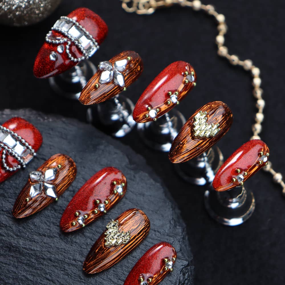 Buccellati Handmade Almond Press On Nails A1578