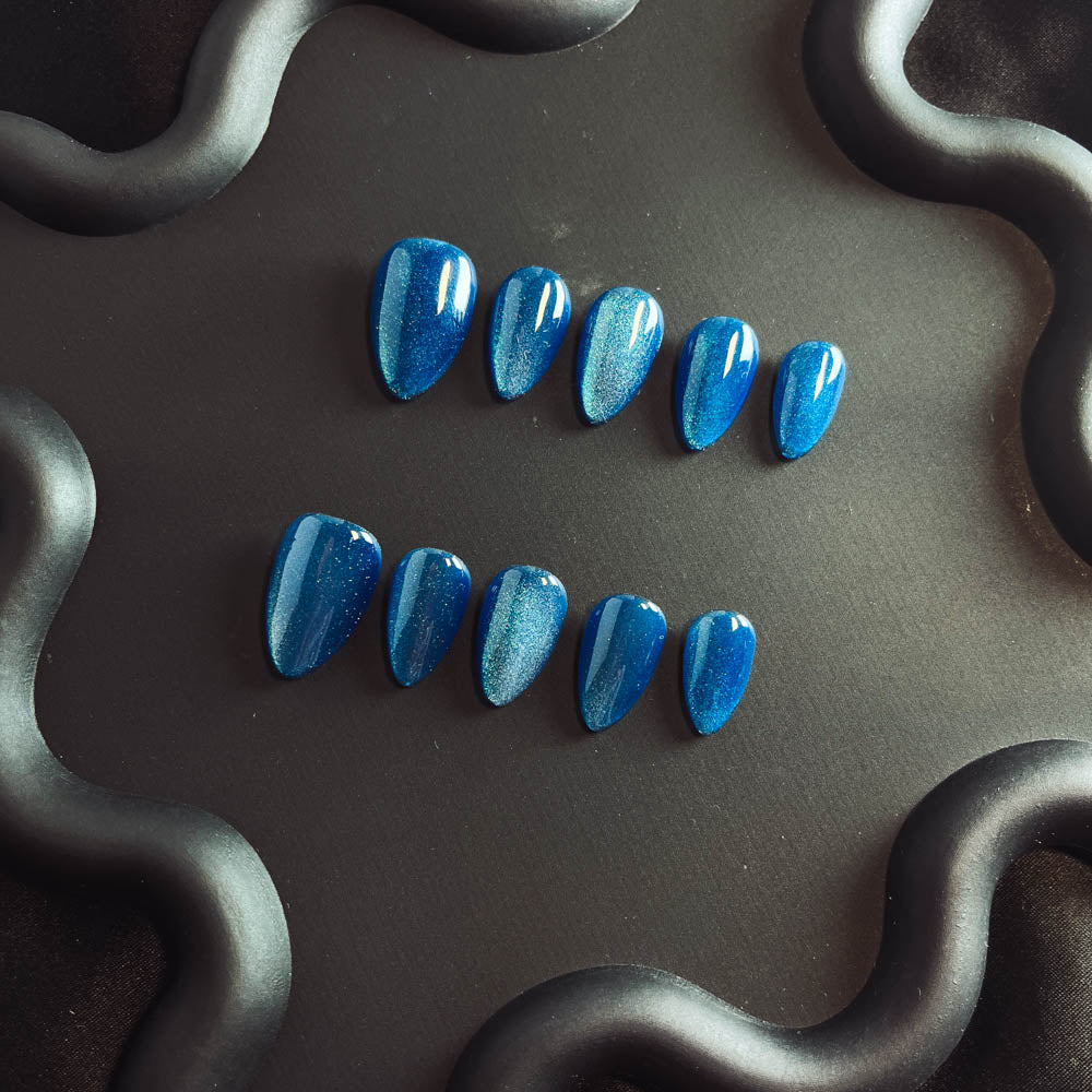 Ocean Blue Cat Eyes Gel Nail Handmade Almond Press-ons Nail MQ1010 - NoirNail
