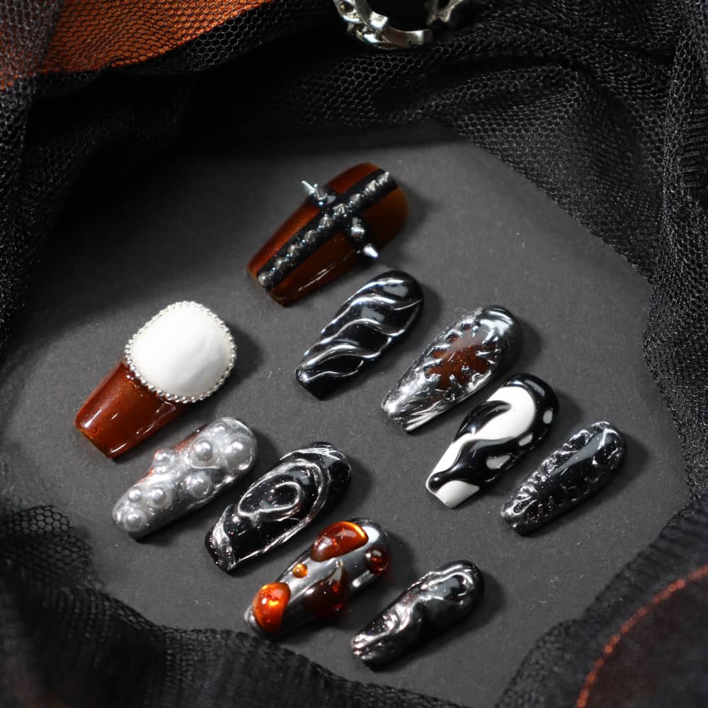 Maillard Vintage Amber Coffin Handmade Press On Nails A791