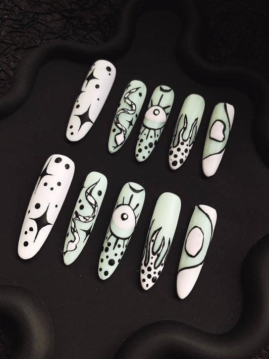 Handmade Almond  Nails OM1139 - NoirNail