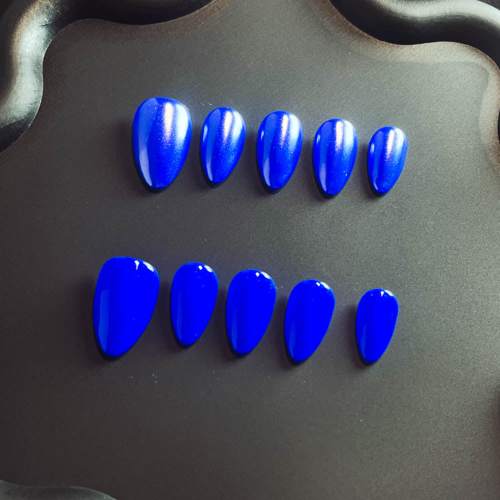 Klein Blue Solid Color 100% Handmade Almond Press-ons Nail CS1003 - NoirNail