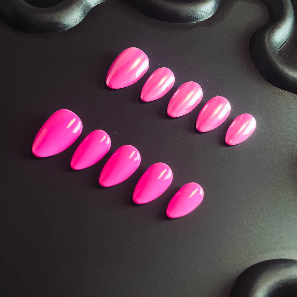 Barbie Pink Solid Color 100% Handmade Almond Press-ons Nail CS1001 - NoirNail