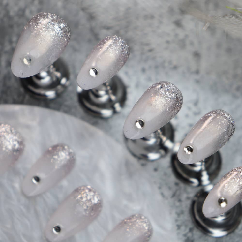 Iceberg Rhinestones Handmade Almond Press On Nails A809