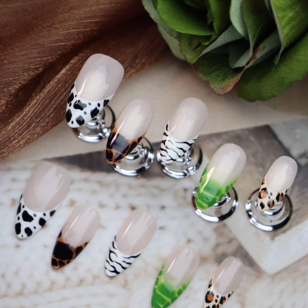 Maillard Animal Pattern Handmade Almond Press On Nails A1190