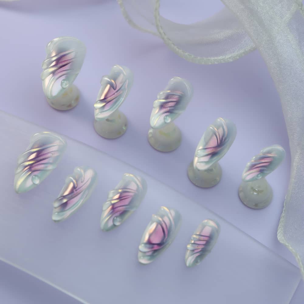 Freshwater Pearls Handmade Almond Press On Nails A1069