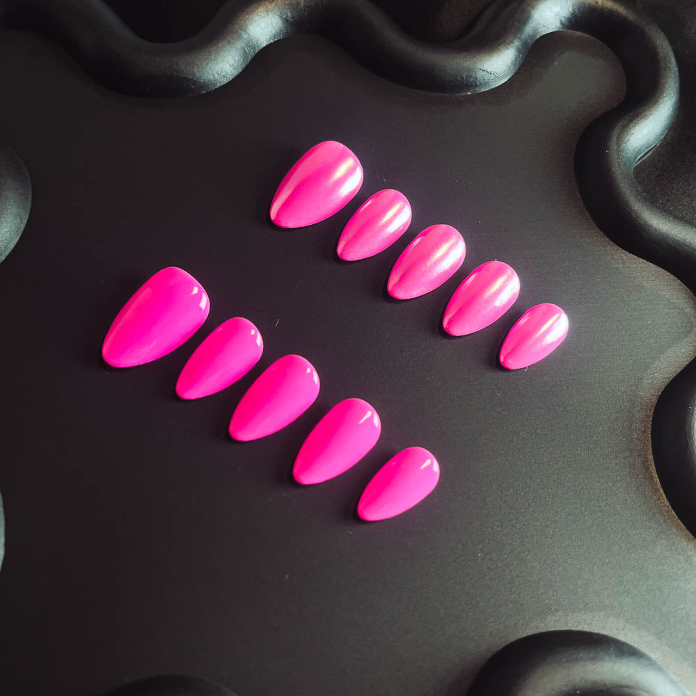 Barbie Pink Solid Color 100% Handmade Almond Press-ons Nail CS1001 - NoirNail