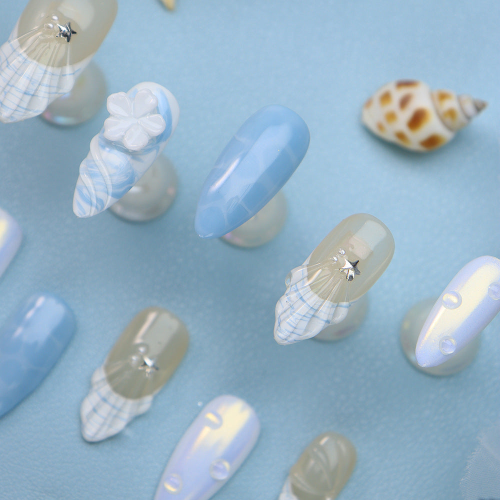 Heart of the Ocean Handmade Almond Press On Nails A1004