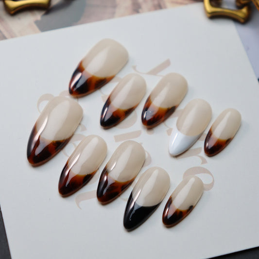 Leopard Classic French Tip Handmade Almond  Nails A840 - NoirNail