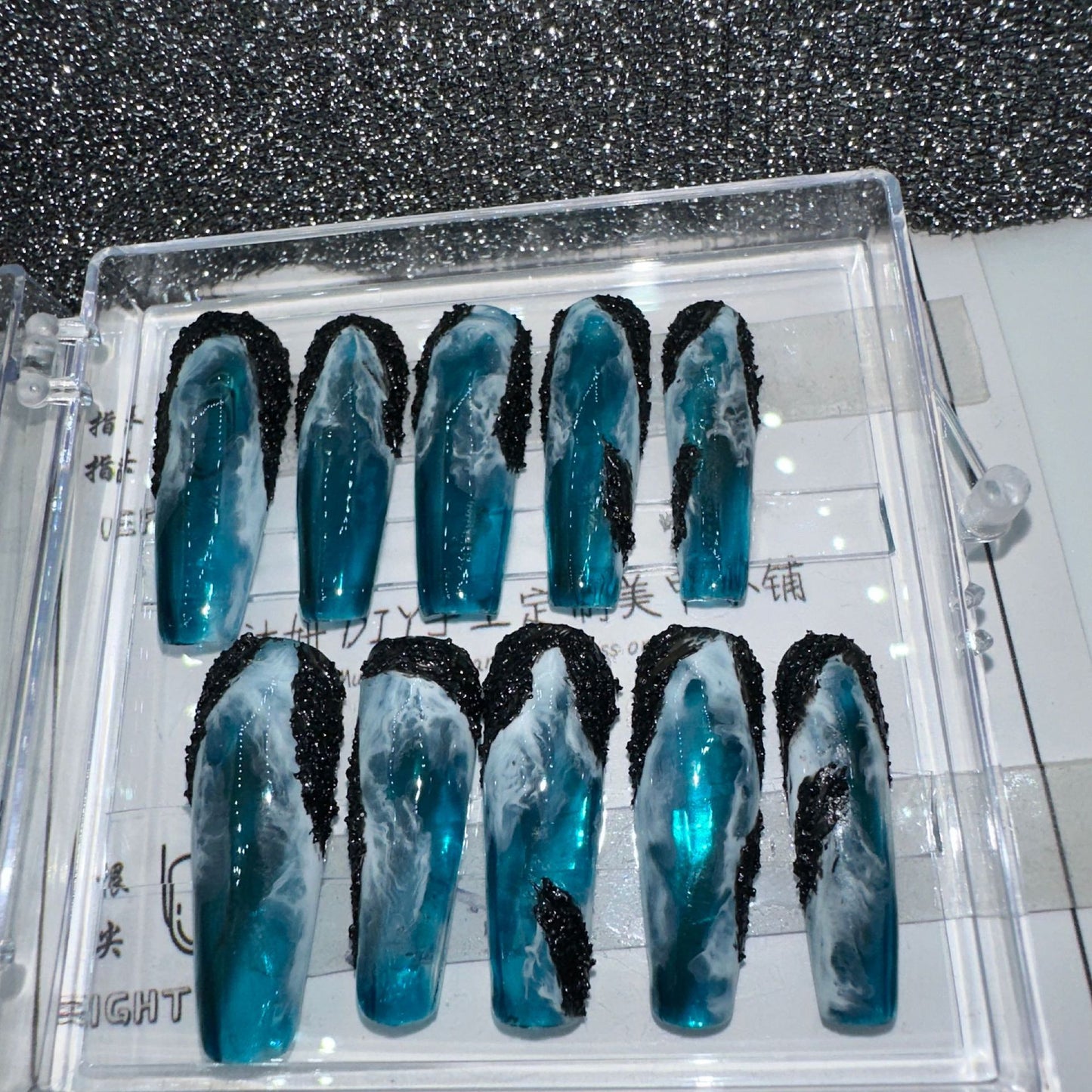 Hand Painted Icy Transparent Waves 100% Handmade Pressons - NoirNail