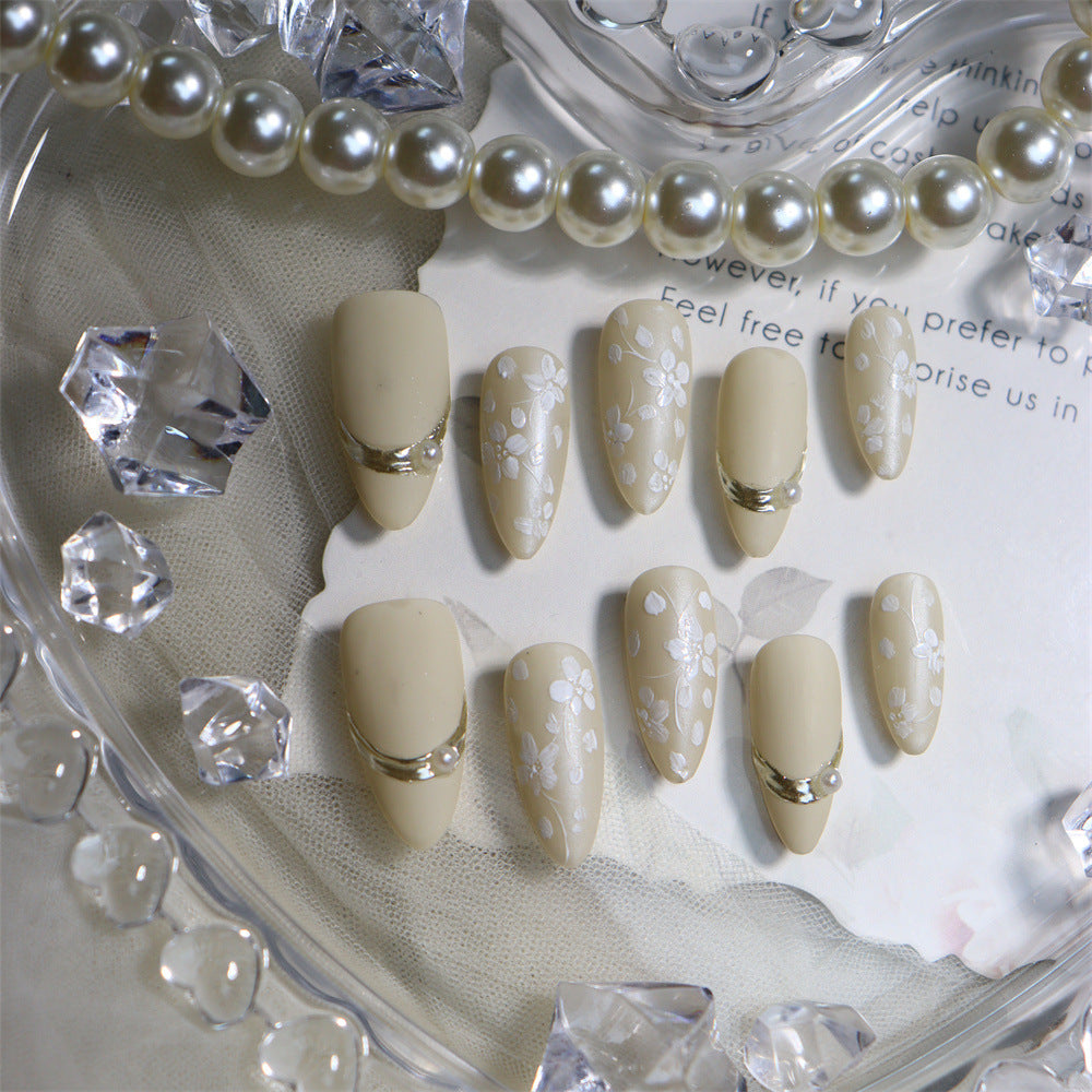 Cheese White Flowers Handmade Almond Press On Nails A610