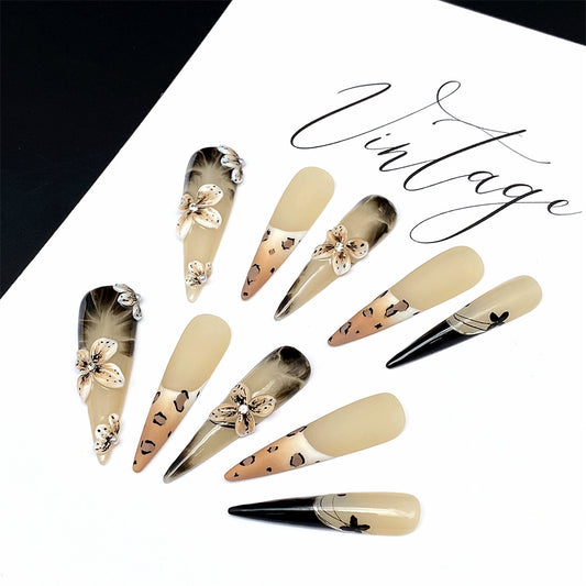 Maillard Lily Handmade Stiletto Press on Nails A10726