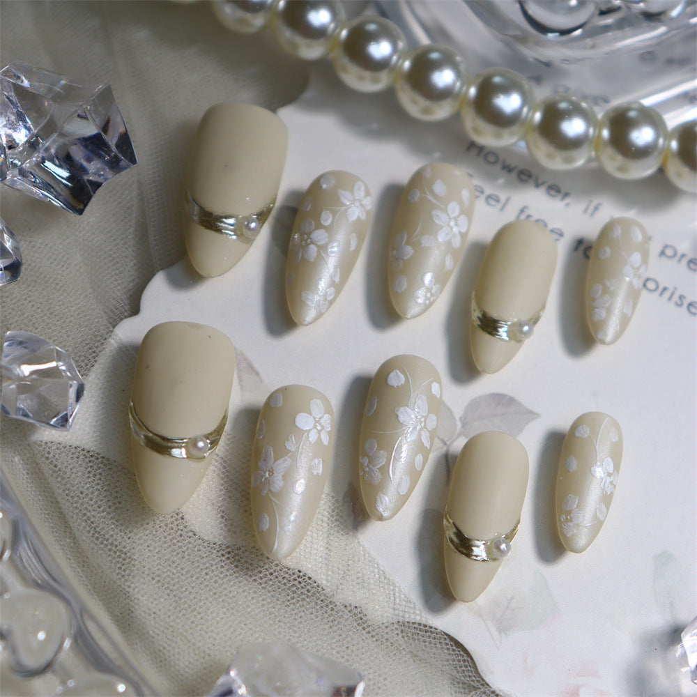 Cheese White Flowers Handmade Almond Press On Nails A610