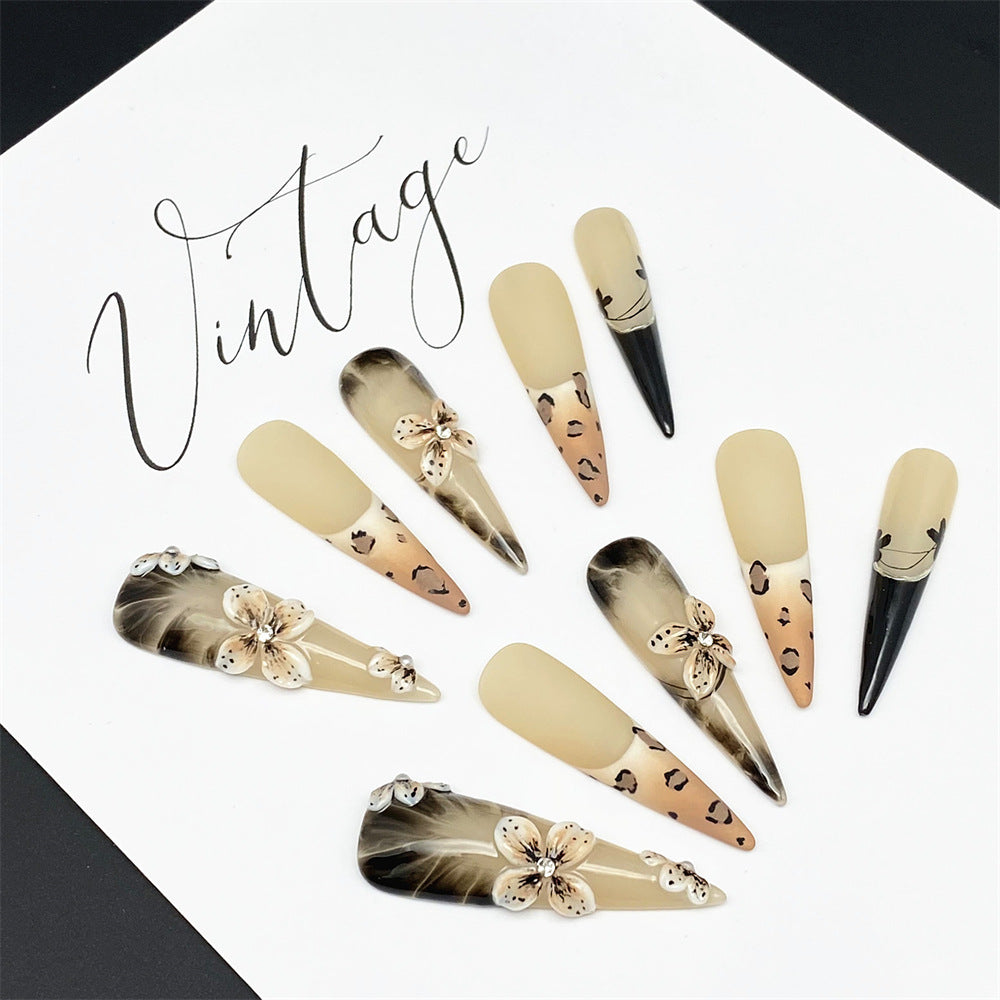 Maillard Lily Handmade Stiletto Press on Nails A10726