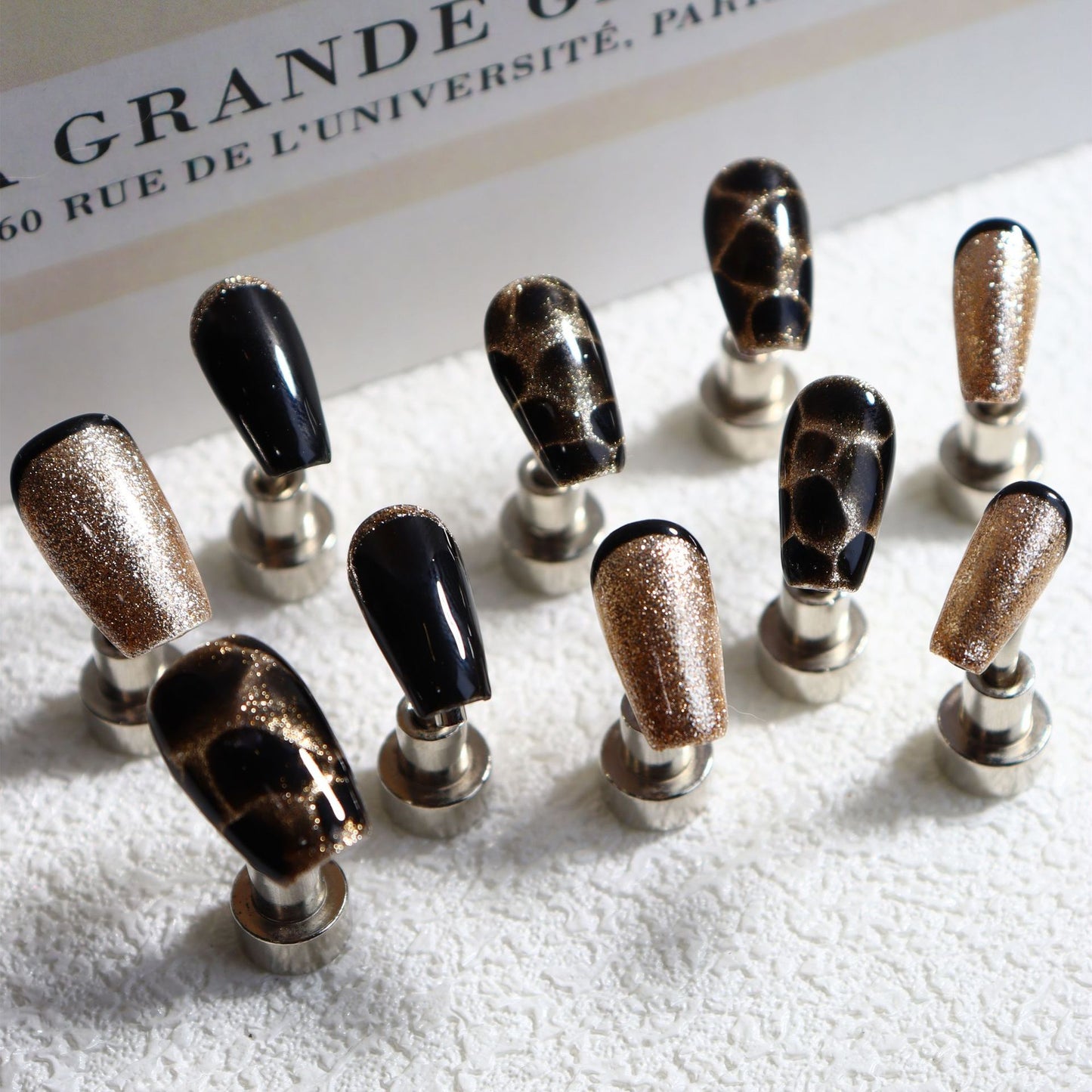 Golden Yemen Reverse French Handmade Almond Press On Nails A481