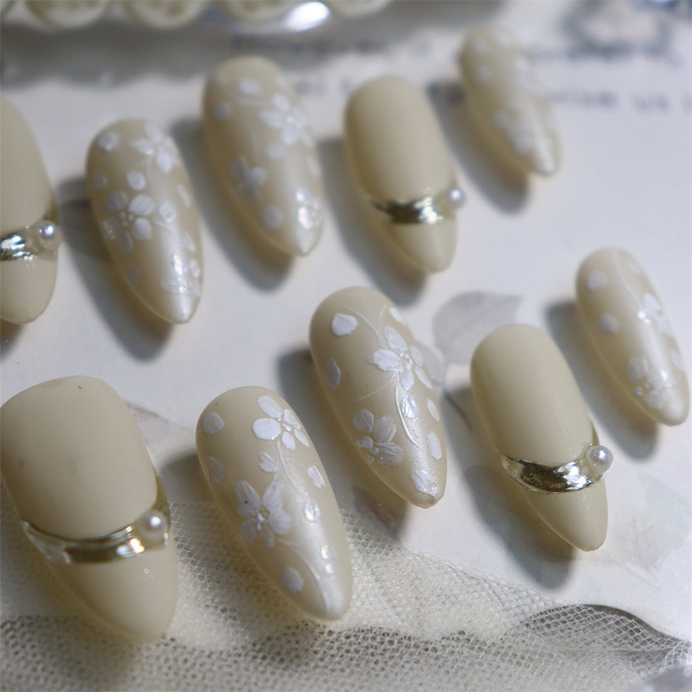 Cheese White Flowers Handmade Almond Press On Nails A610