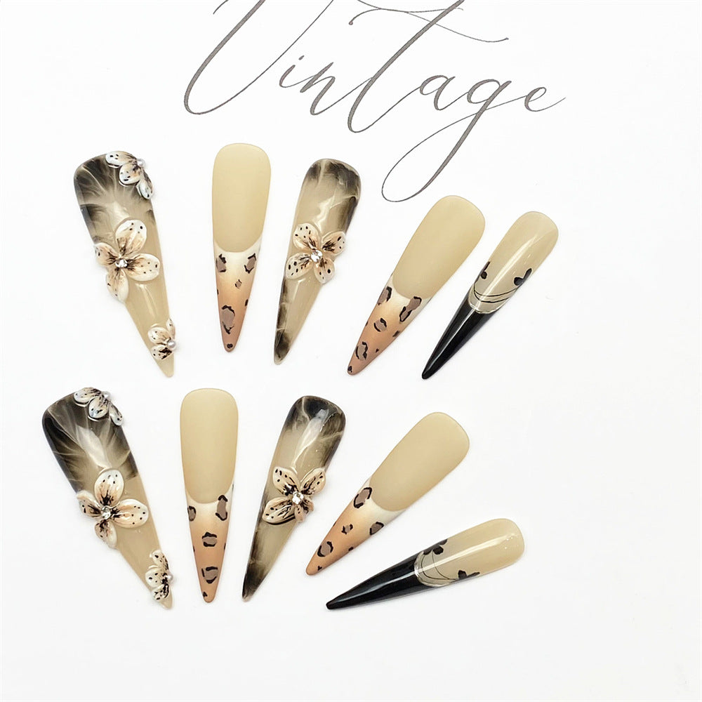 Maillard Lily Handmade Stiletto Press on Nails A10726