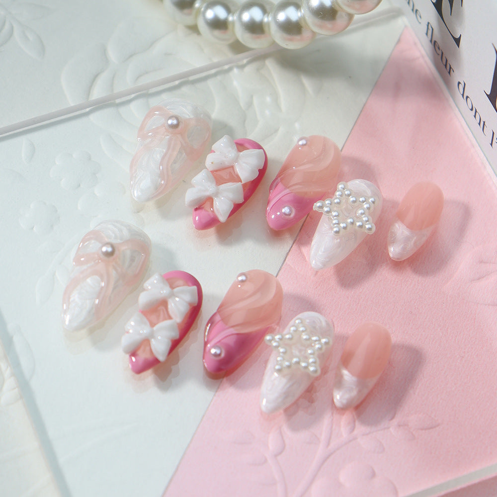 The Apple of Your Eye Handmade Almond Press on Nails A794