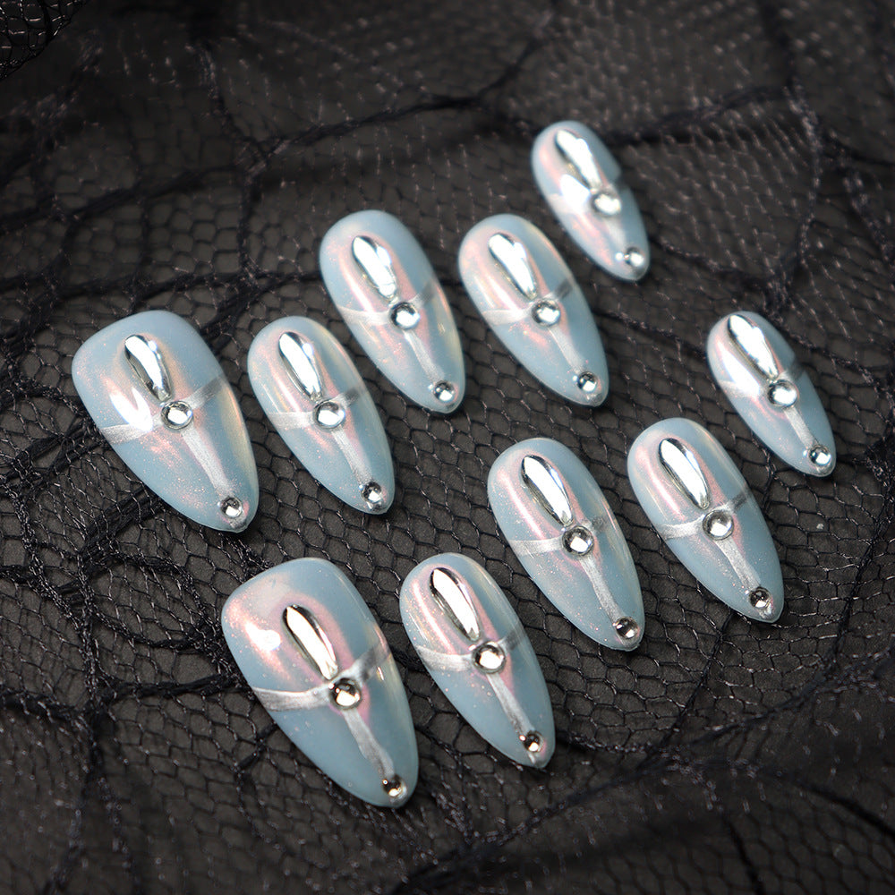 The White Queen Handmade Almond Press on Nails A656