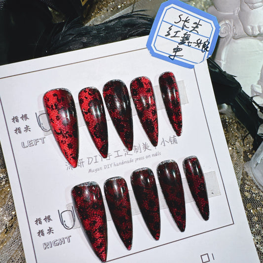 Red photosensitive cat-eye lace 100% Handmade Pressons - NoirNail