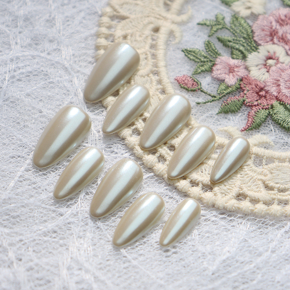 White freshwater pearls  Handmade Almond  Nails A204 - NoirNail