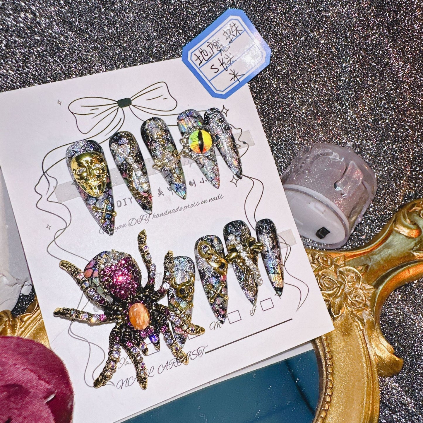 Super Flash Spider Hot Girl 100% Handmade Pressons - NoirNail