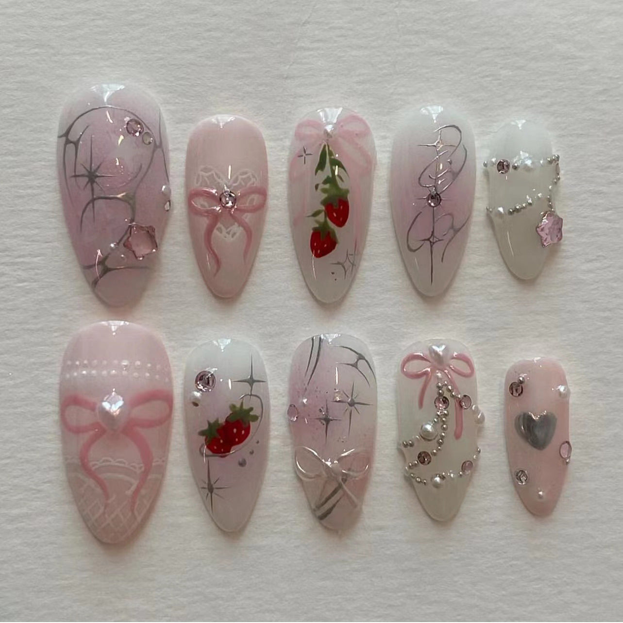 Strawberry Jam  Almond 24PCS Free Size Nails JP3404 - NoirNail