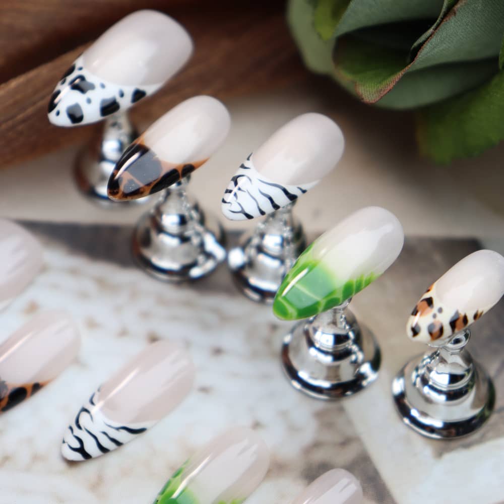 Maillard Animal Pattern Handmade Almond Press On Nails A1190