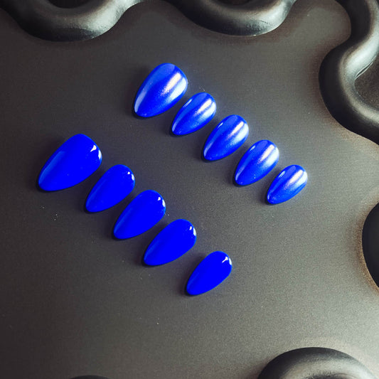 Klein Blue Solid Color 100% Handmade Almond Press-ons Nail CS1003 - NoirNail