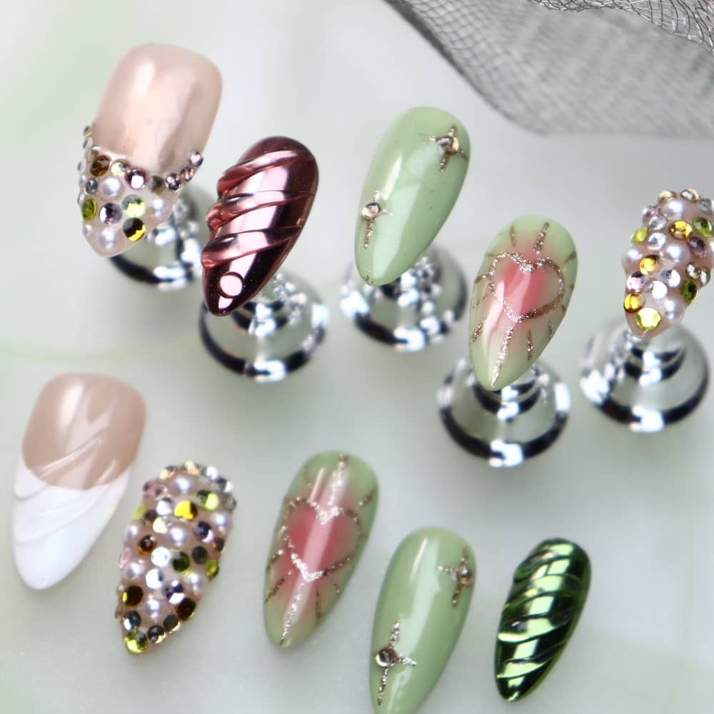 Peppermint Mambo Y2K Handmade Almond Press On Nails A1091