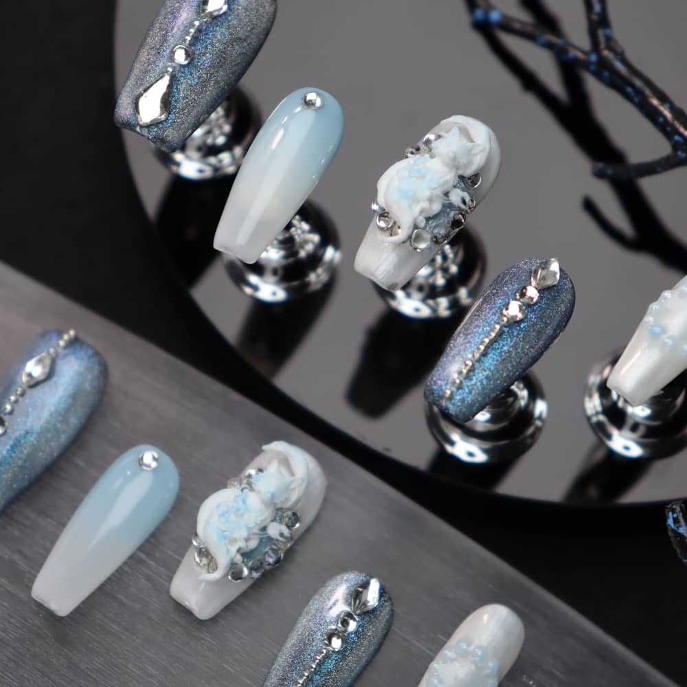 Ancient Tree White Fox Handmade Almond Press On Nails A1087