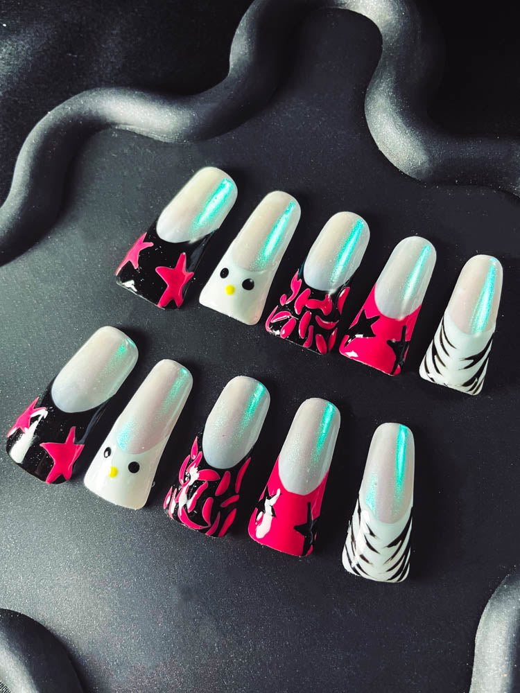 Cyberpunk Kitty Handmade  Duck Nails OM1195 - NoirNail