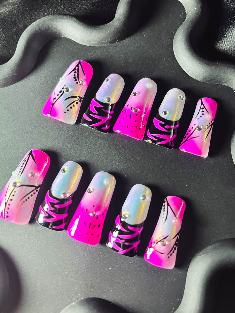 Cyberpink  Handmade Duck Nails OM1125 - NoirNail