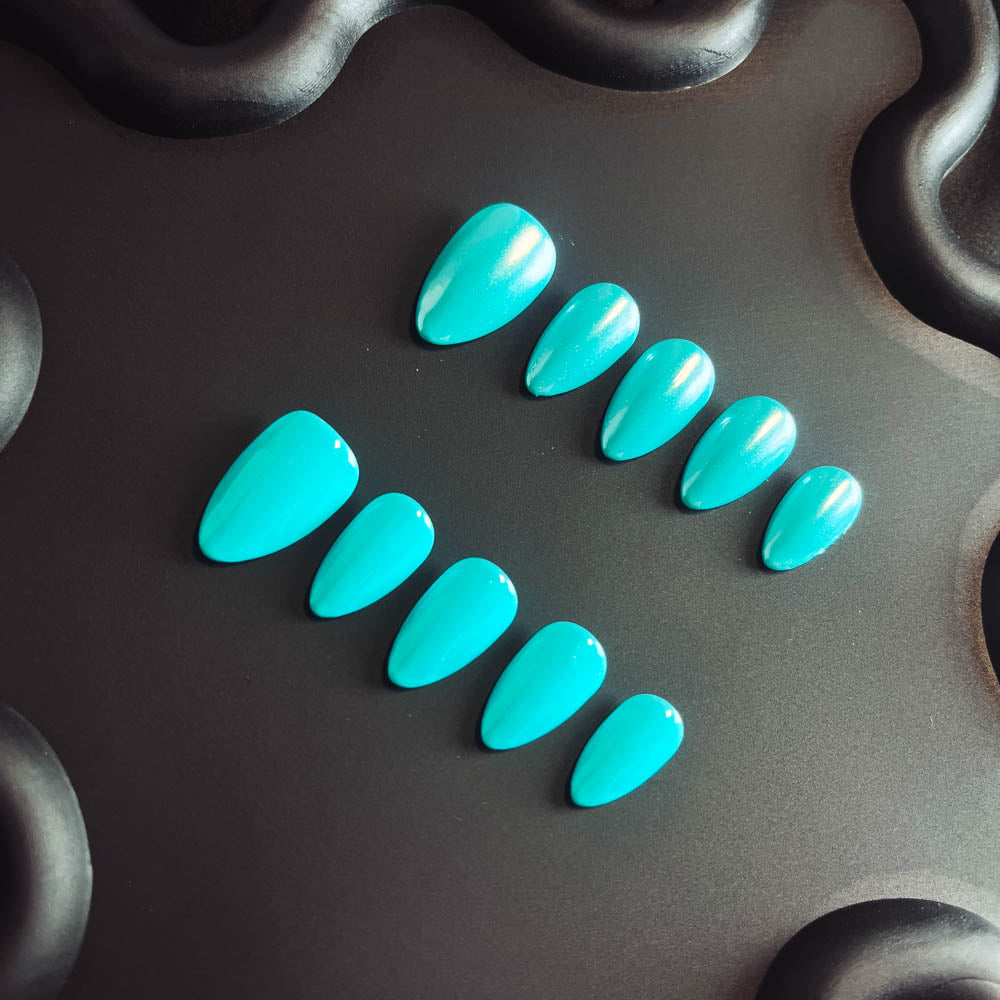 Sky Blue Solid Color 100% Handmade Almond Press-ons Nail CS1006 - NoirNail