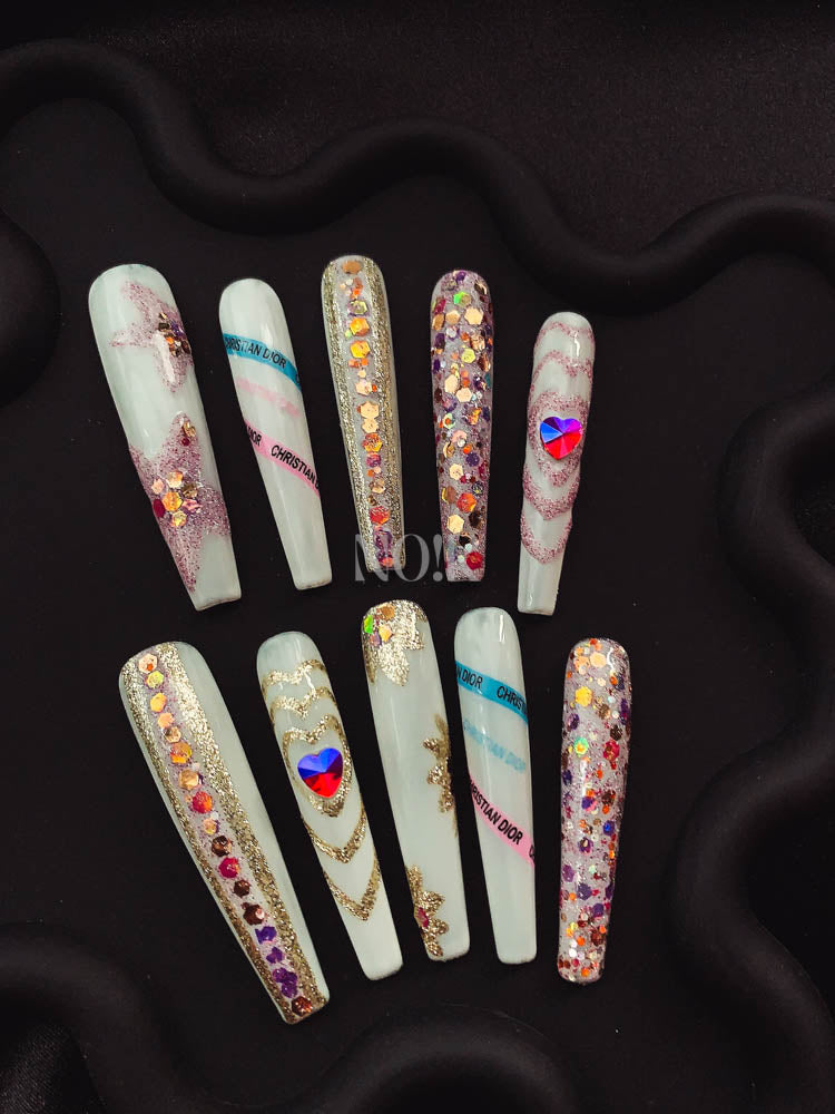 Love Pop  Handmade  Square Nails OM1043 - NoirNail